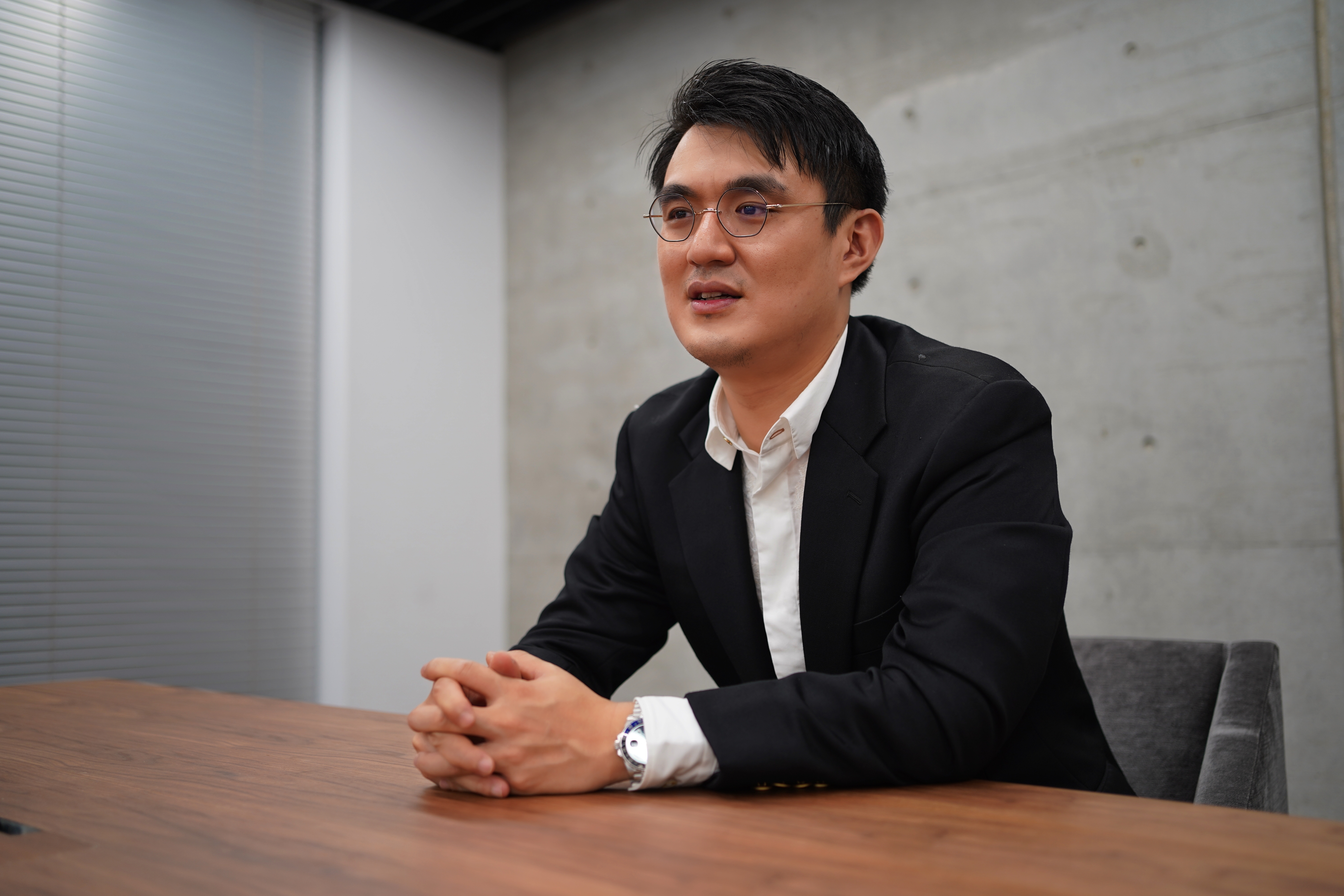 Waseda University Alumni Interview Page